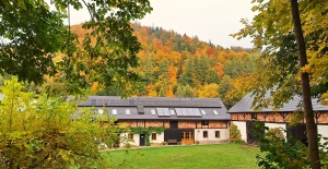 przejdź na stronę Jesionówka Apartamenty